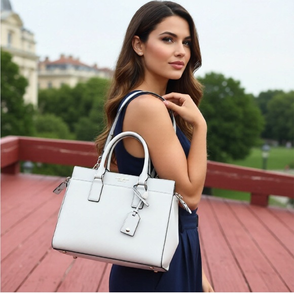 Kate Spade New York Purse - Picture 1 of 10